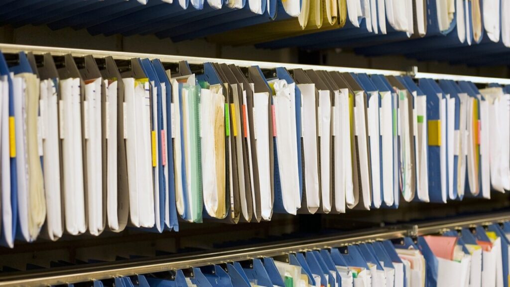 Ladda ner gratis mall för röstlängd förening i PDF