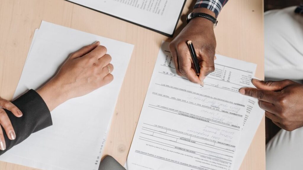 Ladda ner gratis mall för säga upp hyresgäst i PDF